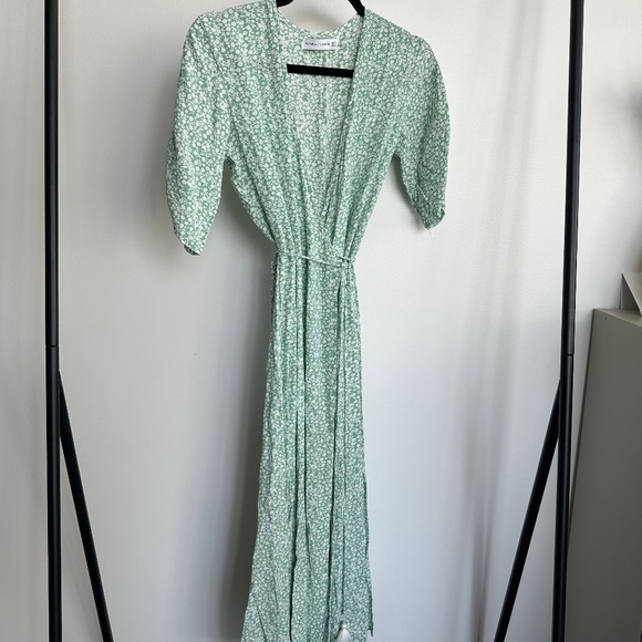 Faithful The Brand Wrap dress - Picture 1 of 5